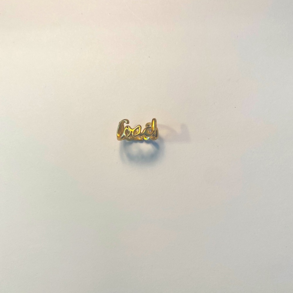 COACH, Classic Gold Plated Scripted Ring sz6